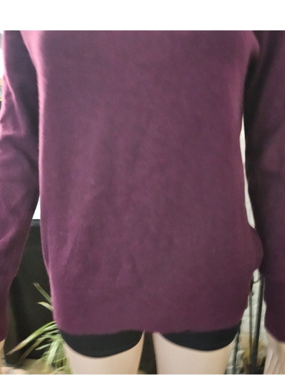 Banana republic merino wool Crewneck Women's Sweater top Burgundy size small - Picture 3 of 12